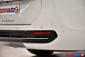 VOLKSWAGEN NUOVA PASSAT 2.0 TDI 150 CV DSG ELEGANCE USATA