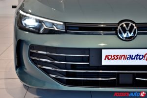 VOLKSWAGEN NUOVA PASSAT 2.0 TDI 150 CV DSG BUSINESS USATA