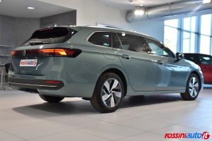 VOLKSWAGEN NUOVA PASSAT 2.0 TDI 150 CV DSG BUSINESS USATA