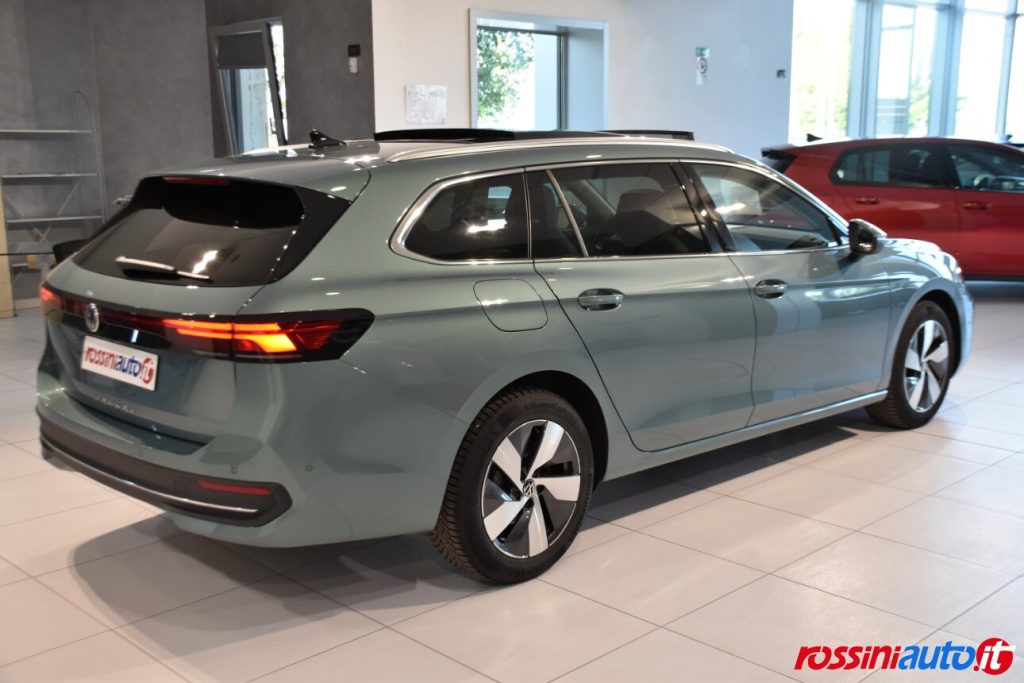 VOLKSWAGEN NUOVA PASSAT 2.0 TDI 150 CV DSG BUSINESS USATA