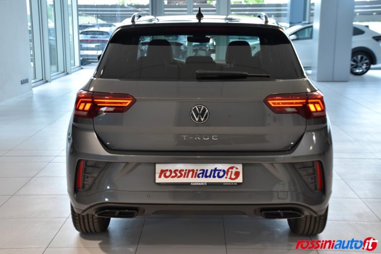 VOLKSWAGEN T-ROC 1.5 TSI 150 CV DSG R-LINE BLACK STYLE USATA