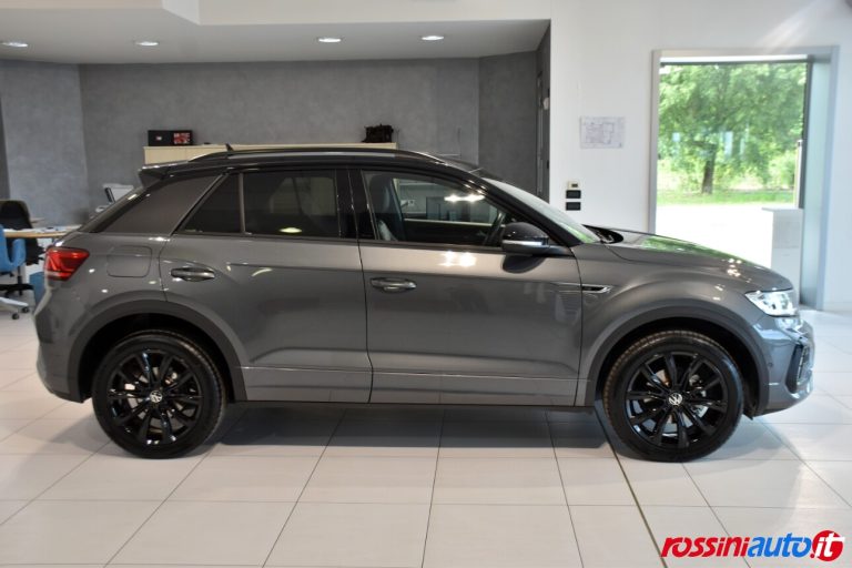 VOLKSWAGEN T-ROC 1.5 TSI 150 CV DSG R-LINE BLACK STYLE USATA