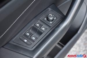 VOLKSWAGEN T-ROC 1.5 TSI 150 CV DSG R-LINE BLACK STYLE USATA
