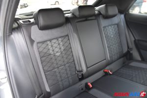 VOLKSWAGEN T-ROC 1.5 TSI 150 CV DSG R-LINE BLACK STYLE USATA