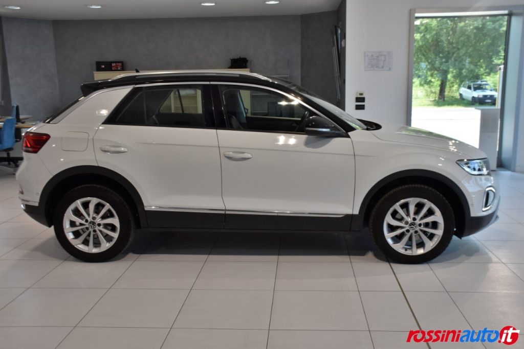 VOLKSWAGEN T-ROC BENZINA 1.5 TSI 150 CV DSG STYLE USATA