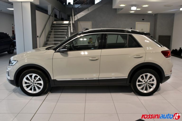 VOLKSWAGEN T-ROC BENZINA 1.5 TSI 150 CV DSG STYLE USATO
