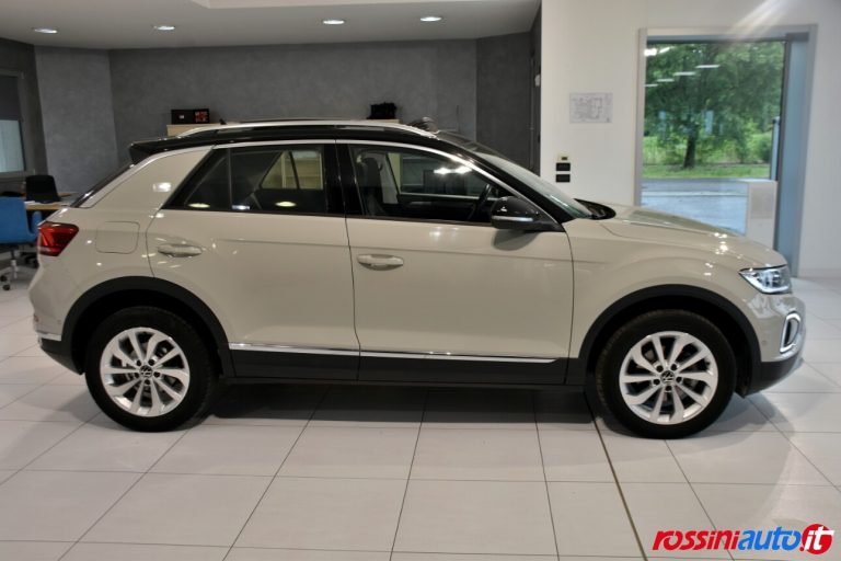 VOLKSWAGEN T-ROC BENZINA 1.5 TSI 150 CV DSG STYLE USATO