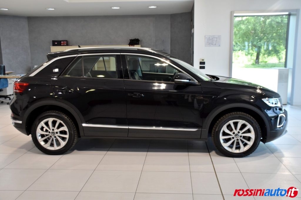 VOLKSWAGEN T-ROC 2.0 TDI 150 CV DSG 4MOTION STYLE USATA