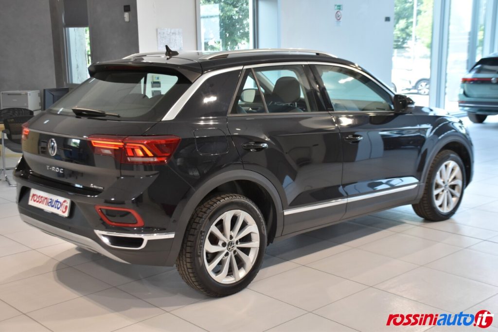 VOLKSWAGEN T-ROC 2.0 TDI 150 CV DSG 4MOTION STYLE USATA