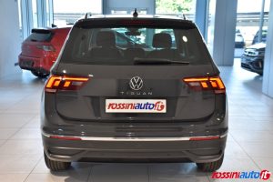 VOLKSWAGEN TIGUAN BENZINA 1.5 TSI 150 CV LIFE USATA