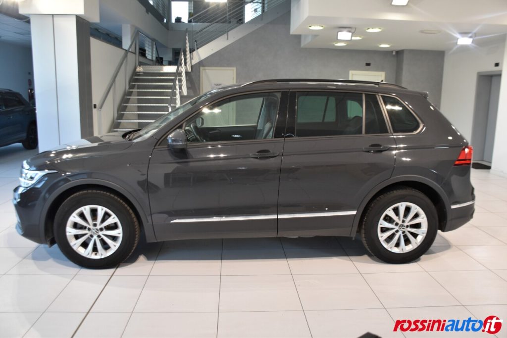 VOLKSWAGEN TIGUAN BENZINA 1.5 TSI 150 CV LIFE USATA