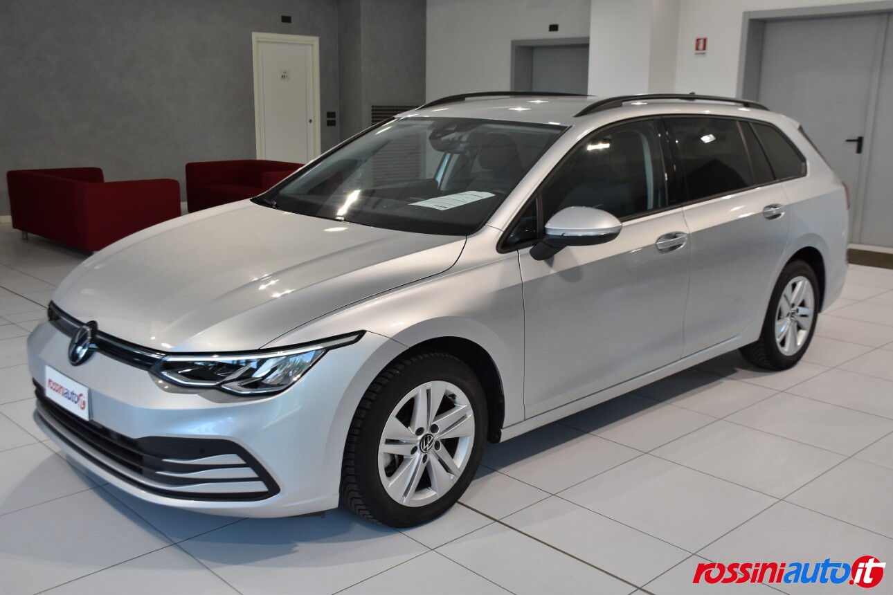 VOLKSWAGEN GOLF 8 VARIANT 2.0 TDI 116 CV DSG LIFE DIESEL USATA