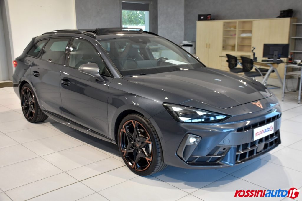 CUPRA NEW LEON SPORTSTOURER 1.5 E-HYBRID 204 CV DSG USATA
