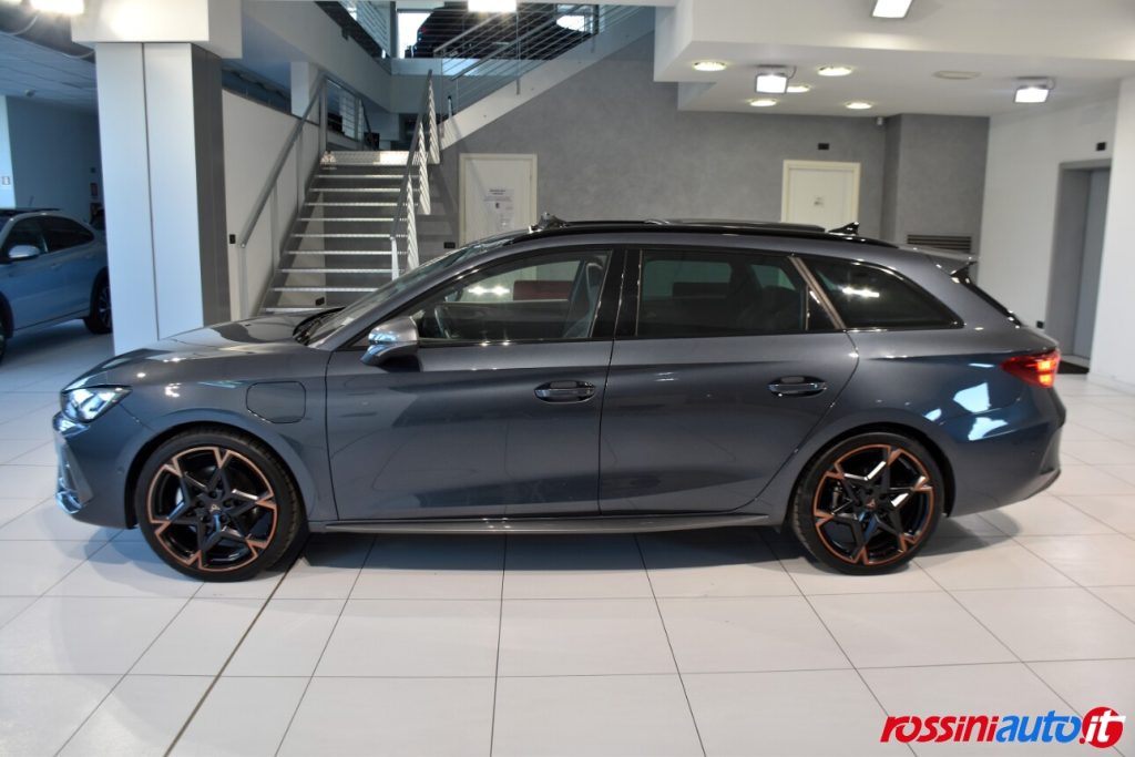 CUPRA NEW LEON SPORTSTOURER 1.5 E-HYBRID 204 CV DSG USATA