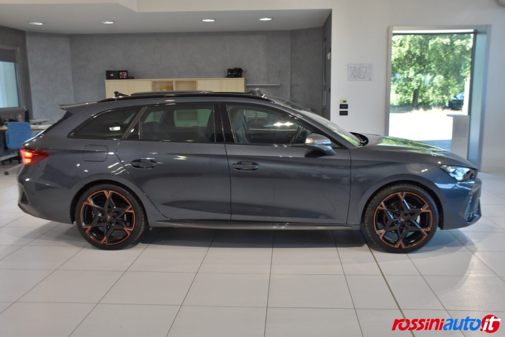 CUPRA NEW LEON SPORTSTOURER 1.5 E-HYBRID 204 CV DSG USATA