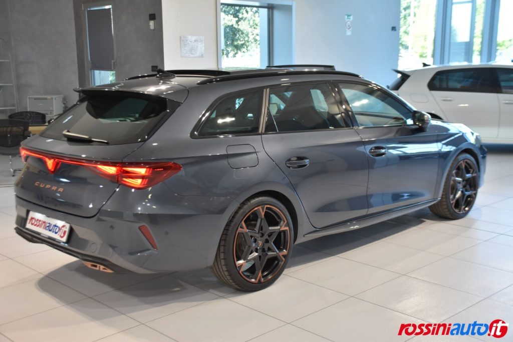CUPRA NEW LEON SPORTSTOURER 1.5 E-HYBRID 204 CV DSG USATA