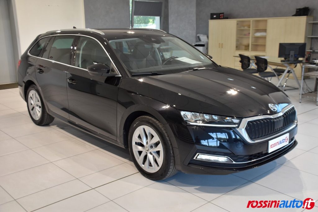 SKODA OCTAVIA WAGON DIESEL 2.0 TDI 150 CV DSG STYLE USATA