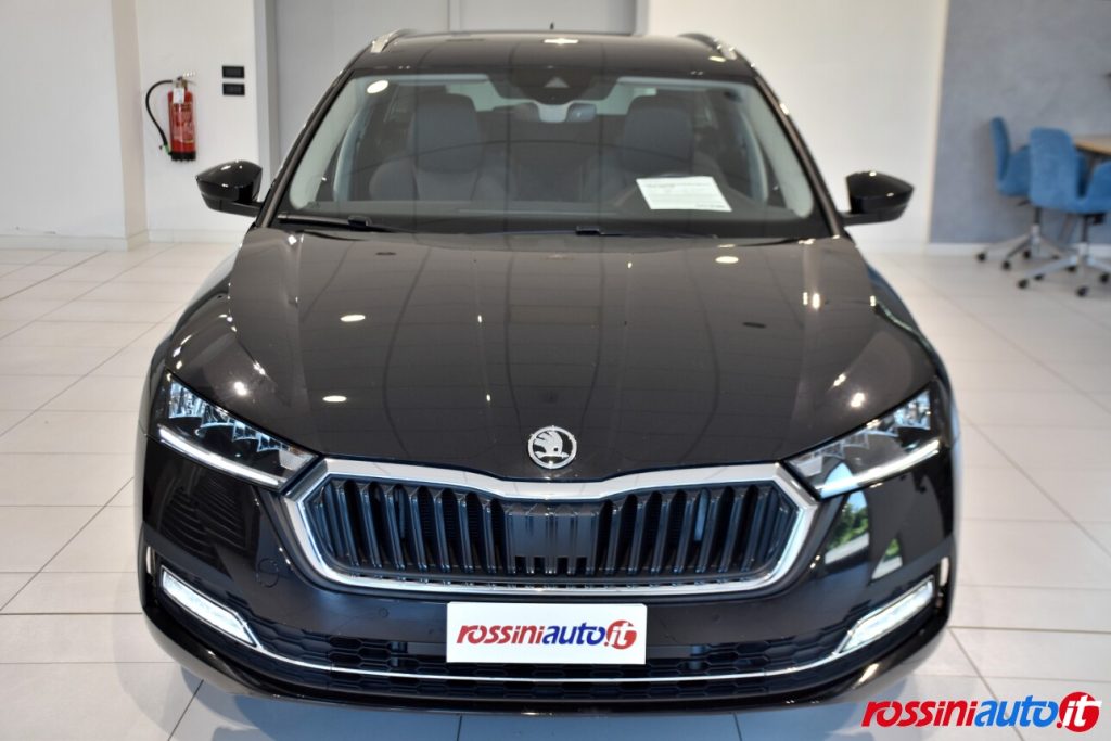 SKODA OCTAVIA WAGON DIESEL 2.0 TDI 150 CV DSG STYLE USATA