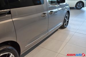 VOLKSWAGEN CADDY MAXI 2.0 TDI 122 CV DSG STYLE 5 POSTI USATO