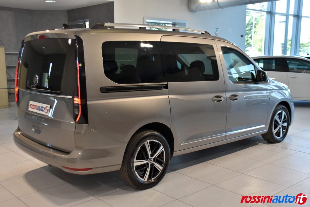 VOLKSWAGEN CADDY MAXI 2.0 TDI 122 CV DSG STYLE 5 POSTI USATO