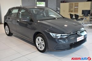 VOLKSWAGEN GOLF 8 1.5 ETSI 131 CV DSG LIFE USATA