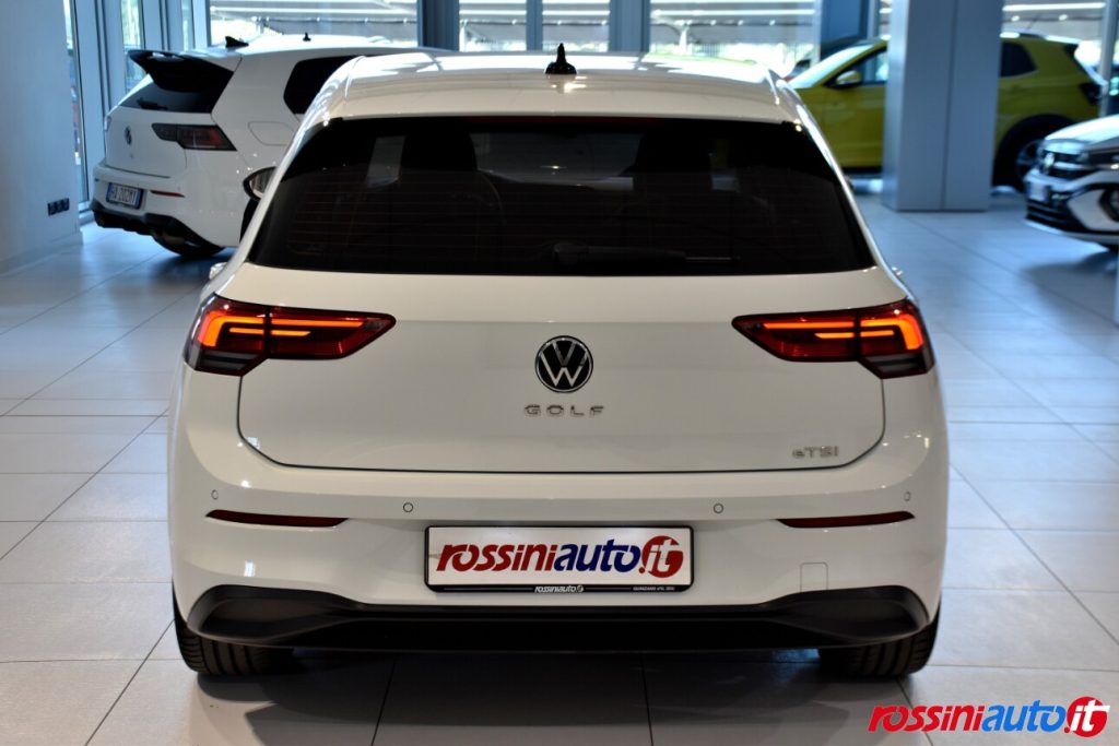 VOLKSWAGEN GOLF 8 MILD-HYBRID 1.5 ETSI 131 CV DSG LIFE USATA
