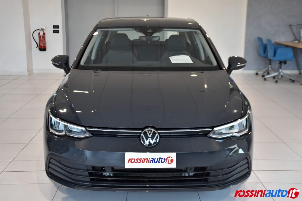 VOLKSWAGEN GOLF 8 1.5 ETSI 131 CV DSG LIFE USATA