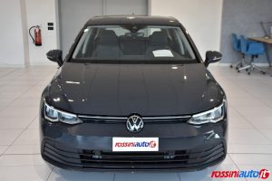 VOLKSWAGEN GOLF 8 1.5 ETSI 131 CV DSG LIFE USATA