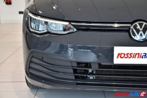 VOLKSWAGEN GOLF 8 1.5 ETSI 131 CV DSG LIFE USATA