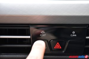 VOLKSWAGEN GOLF 8 1.5 ETSI 131 CV DSG LIFE USATA