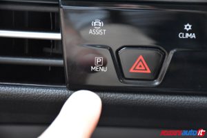 VOLKSWAGEN GOLF 8 1.5 ETSI 131 CV DSG LIFE USATA