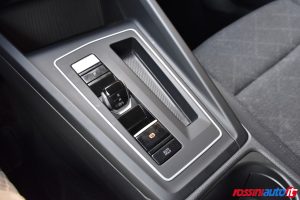 VOLKSWAGEN GOLF 8 1.5 ETSI 131 CV DSG LIFE USATA