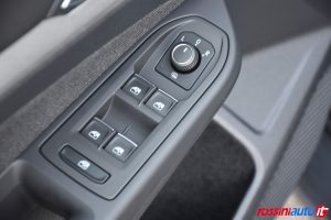 VOLKSWAGEN GOLF 8 1.5 ETSI 131 CV DSG LIFE USATA