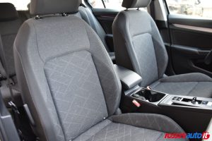 VOLKSWAGEN GOLF 8 1.5 ETSI 131 CV DSG LIFE USATA