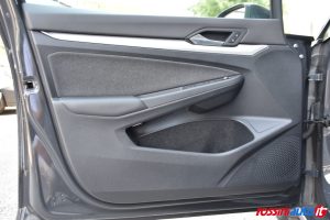 VOLKSWAGEN GOLF 8 1.5 ETSI 131 CV DSG LIFE USATA