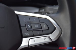VOLKSWAGEN GOLF 8 1.5 ETSI 131 CV DSG LIFE USATA