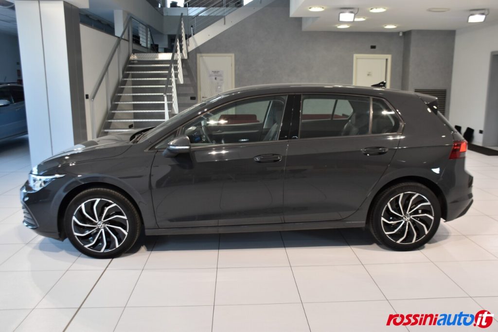 VOLKSWAGEN GOLF 8 BENZINA 1.5 TSI 131 CV LIFE USATA