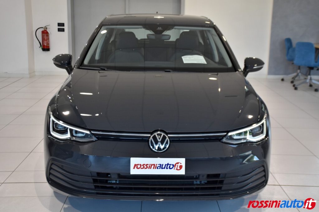 VOLKSWAGEN GOLF 8 BENZINA 1.5 TSI 131 CV LIFE USATA