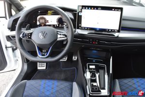 VOLKSWAGEN NUOVA GOLF 8.5 R 2.0 TSI 333 CV DSG 4MOTION USATA