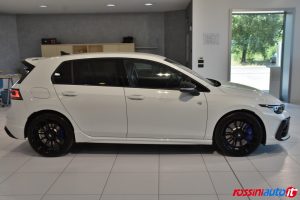 VOLKSWAGEN NUOVA GOLF 8.5 R 2.0 TSI 333 CV DSG 4MOTION USATA