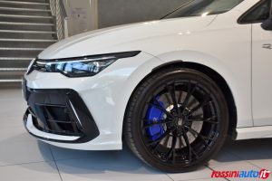 VOLKSWAGEN NUOVA GOLF 8.5 R 2.0 TSI 333 CV DSG 4MOTION USATA