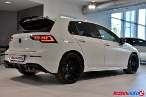 VOLKSWAGEN NUOVA GOLF 8.5 R 2.0 TSI 333 CV DSG 4MOTION USATA