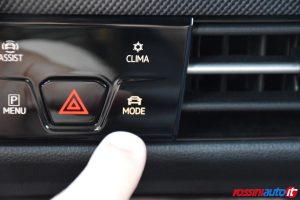 VOLKSWAGEN NUOVA GOLF 8.5 R 2.0 TSI 333 CV DSG 4MOTION USATA