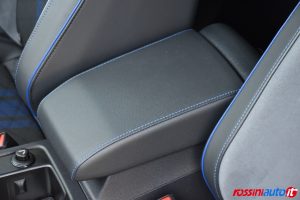 VOLKSWAGEN NUOVA GOLF 8.5 R 2.0 TSI 333 CV DSG 4MOTION USATA