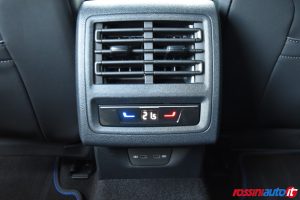 VOLKSWAGEN NUOVA GOLF 8.5 R 2.0 TSI 333 CV DSG 4MOTION USATA