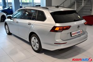 VOLKSWAGEN GOLF 8 VARIANT 2.0 TDI 116 CV DSG LIFE DIESEL USATA