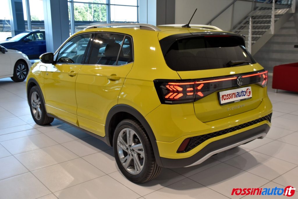 VOLKSWAGEN NUOVO T-CROSS 1.0 TSI 116 CV R-LINE USATO