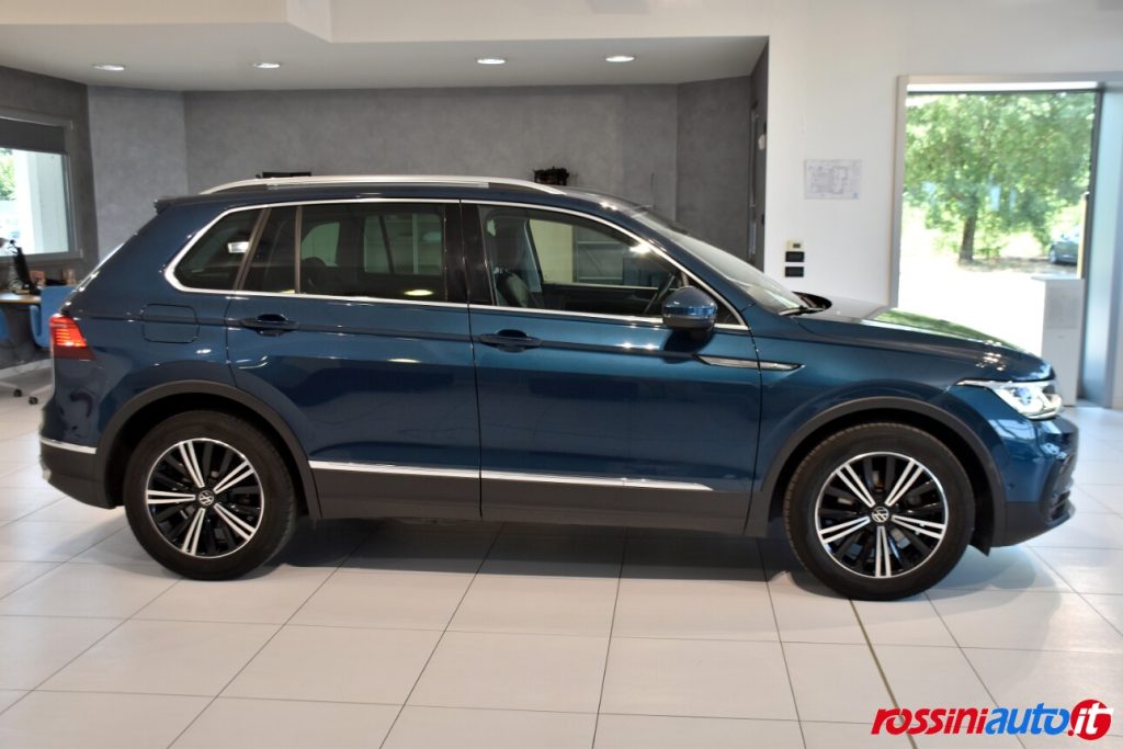 VOLKSWAGEN TIGUAN RESTYLING 2.0 TDI 150 CV DSG ELEGANCE DIESEL USATO