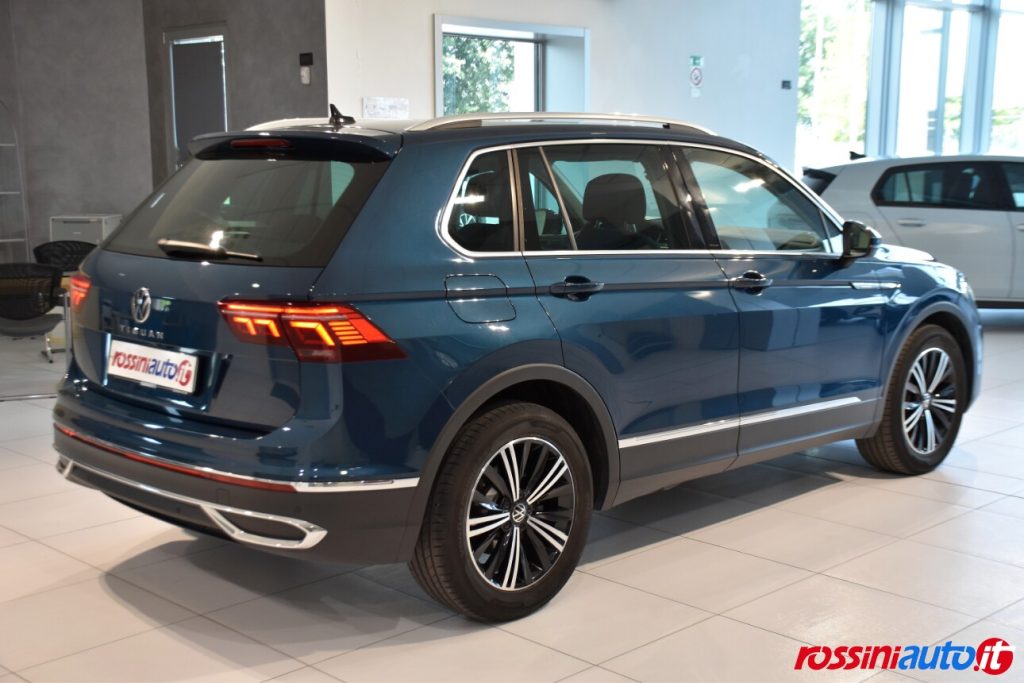 VOLKSWAGEN TIGUAN RESTYLING 2.0 TDI 150 CV DSG ELEGANCE DIESEL USATO