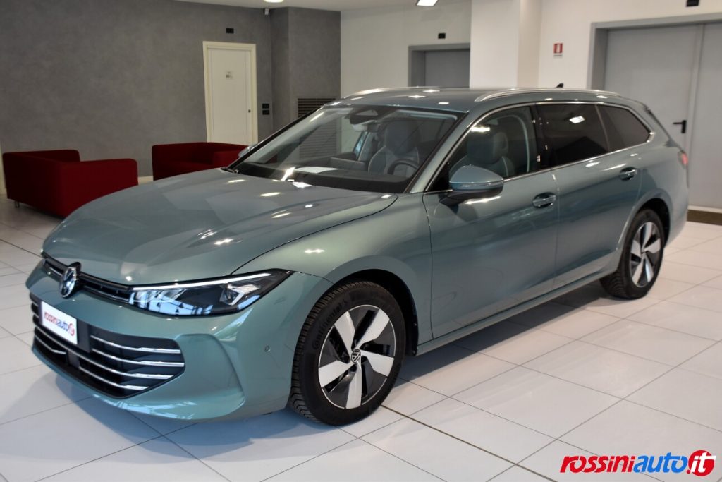VOLKSWAGEN NUOVA PASSAT 2.0 TDI 150 CV DSG BUSINESS USATA